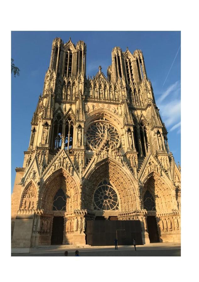 Suite Clovis - 1 Reims Luaran gambar